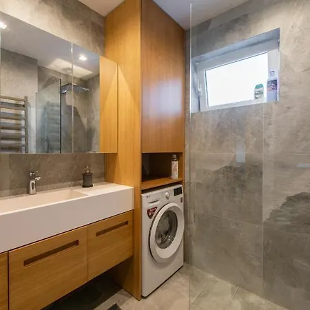 Apartament Roof Terrace In The Heart Of *