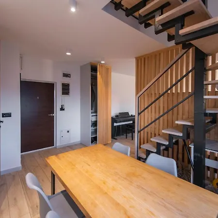 Roof Terrace In The Heart Of Belgrado